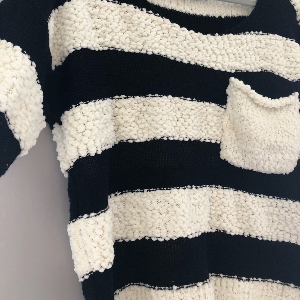 Sweater - Picture 2 of 3